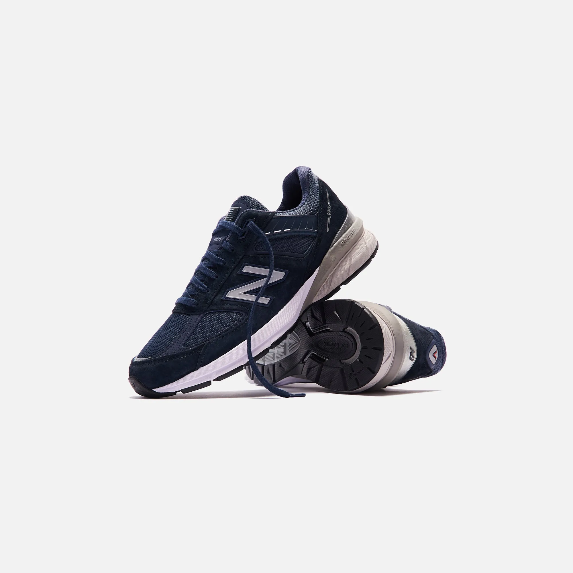 New Balance Made in USA 990 V5 - Navy / Silver sold by Kith product image thumbnail 2