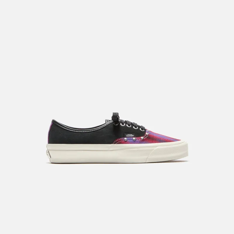 VANS LX Authentic Reissue 44 - Prep Plaid / Chili Pepper sold by Kith