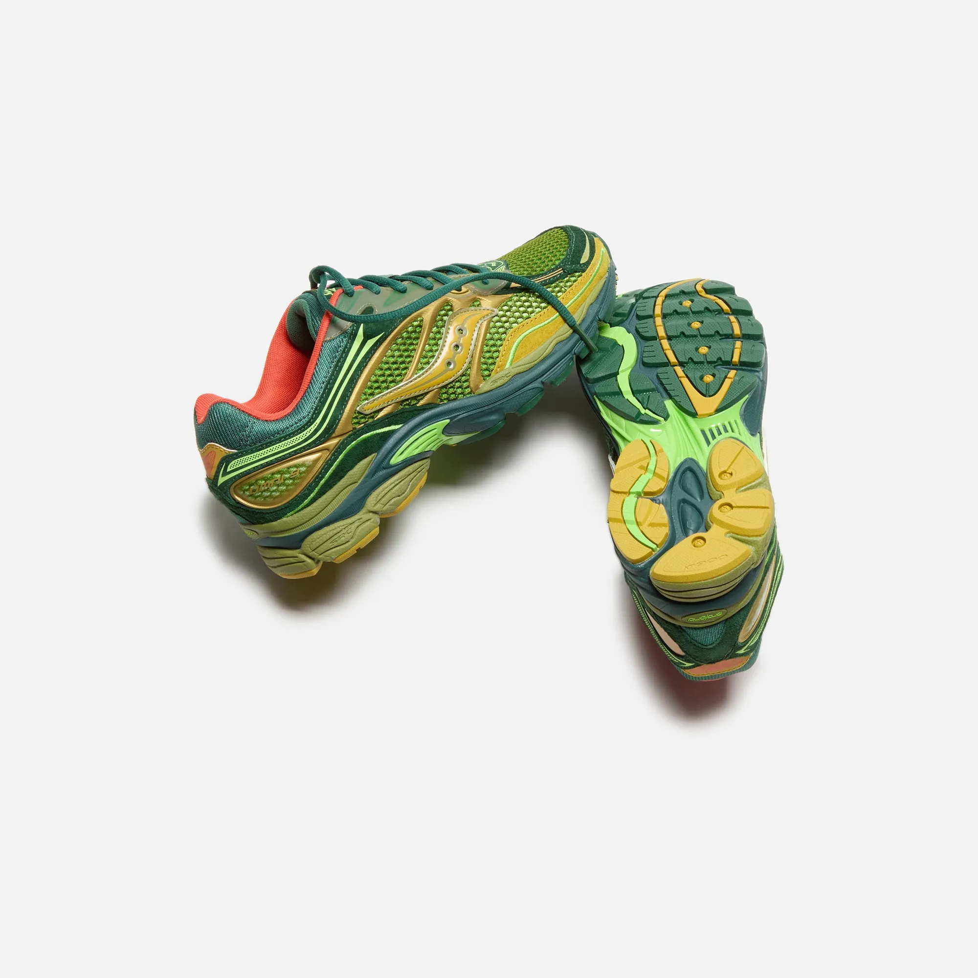 Saucony x Starcow Progrid Omni 9 - Green / Orange sold by Kith product image thumbnail 4