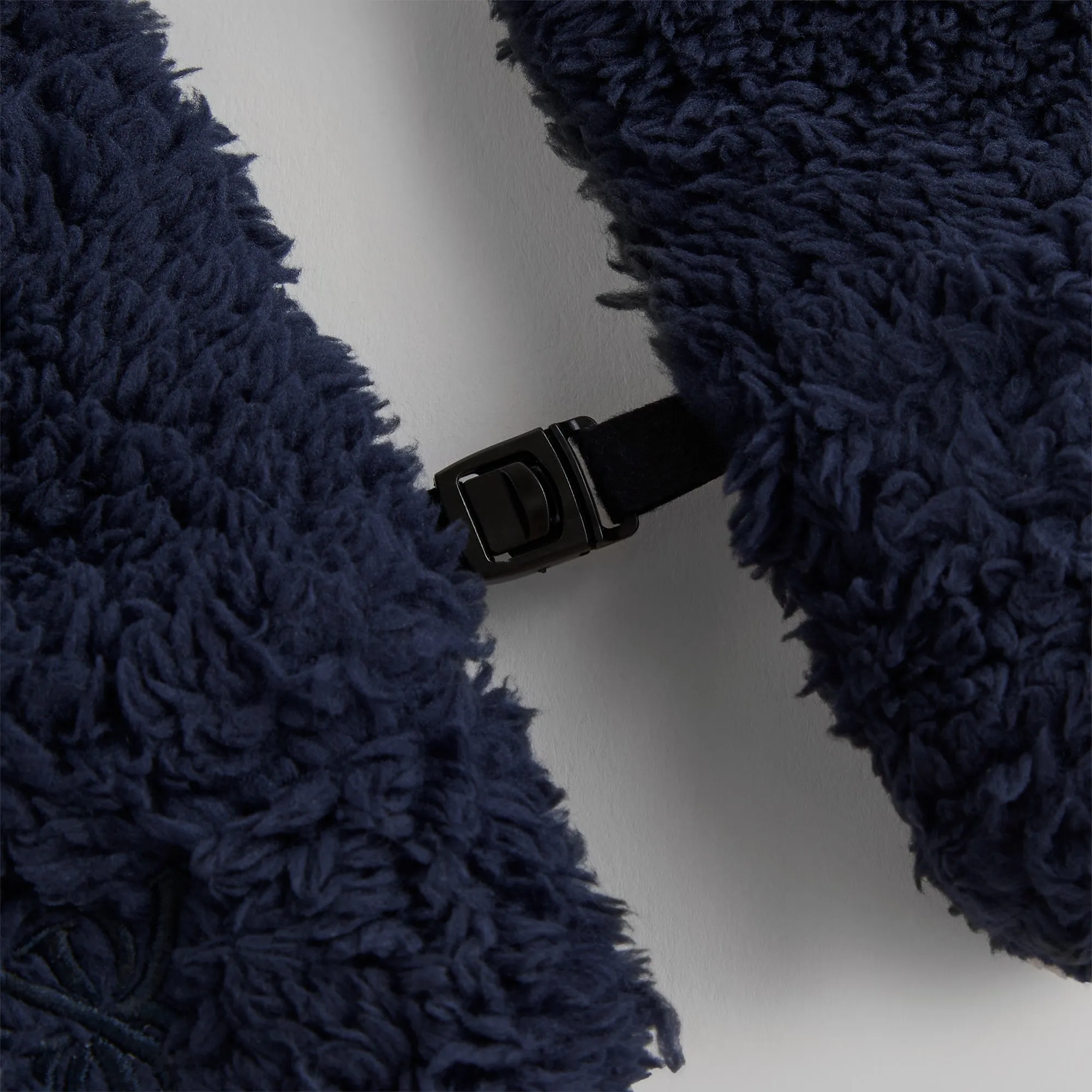 Kith Sherpa Glove - Admiral sold by Kith product image thumbnail 4