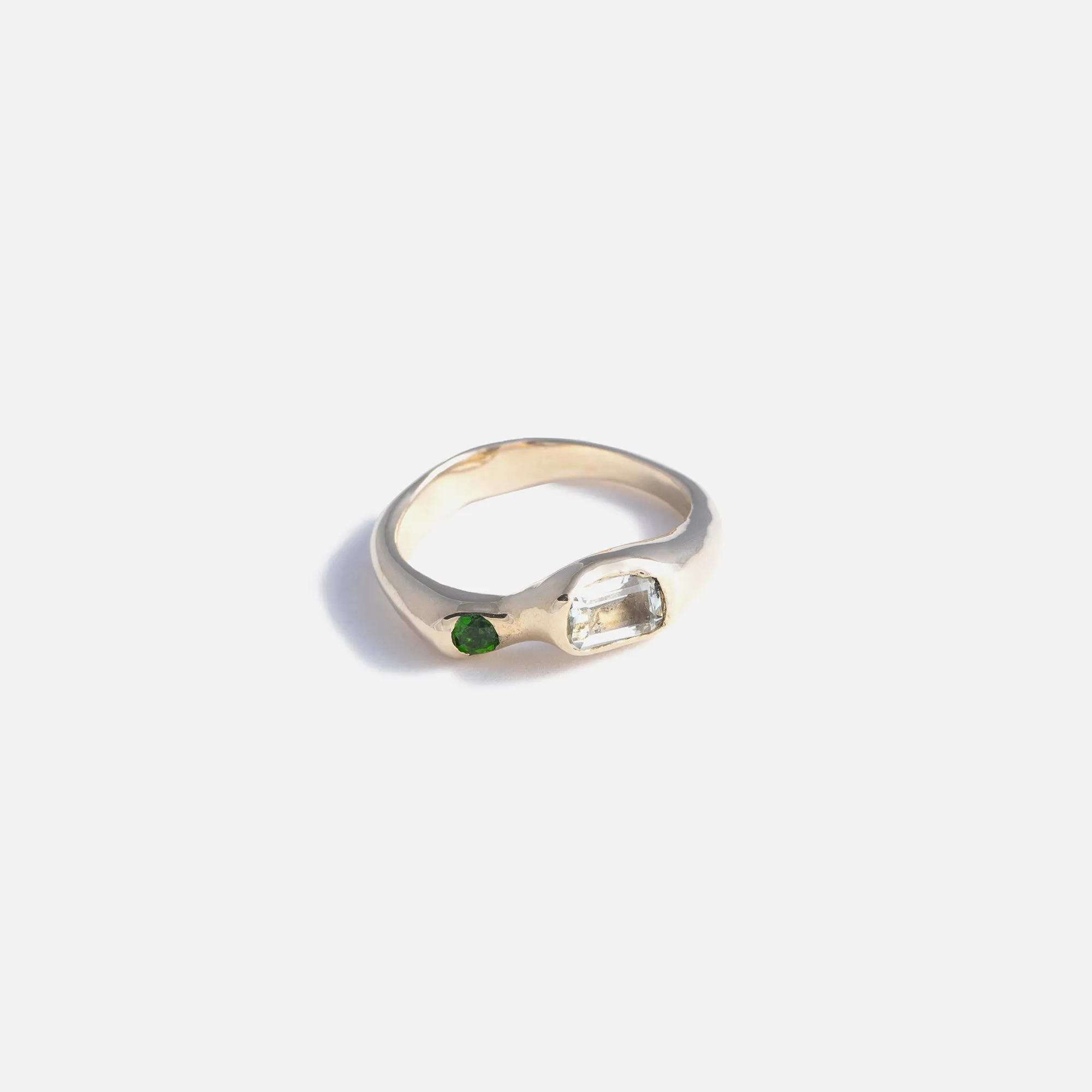 Faris Mer Ring - Gold sold by Kith