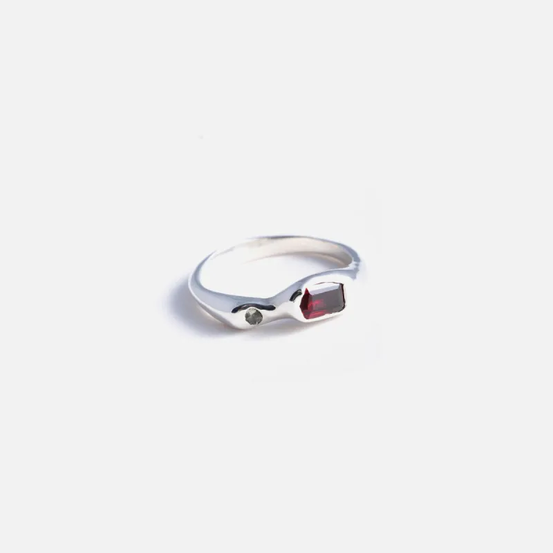 Faris Mer Ring - Silver sold by Kith