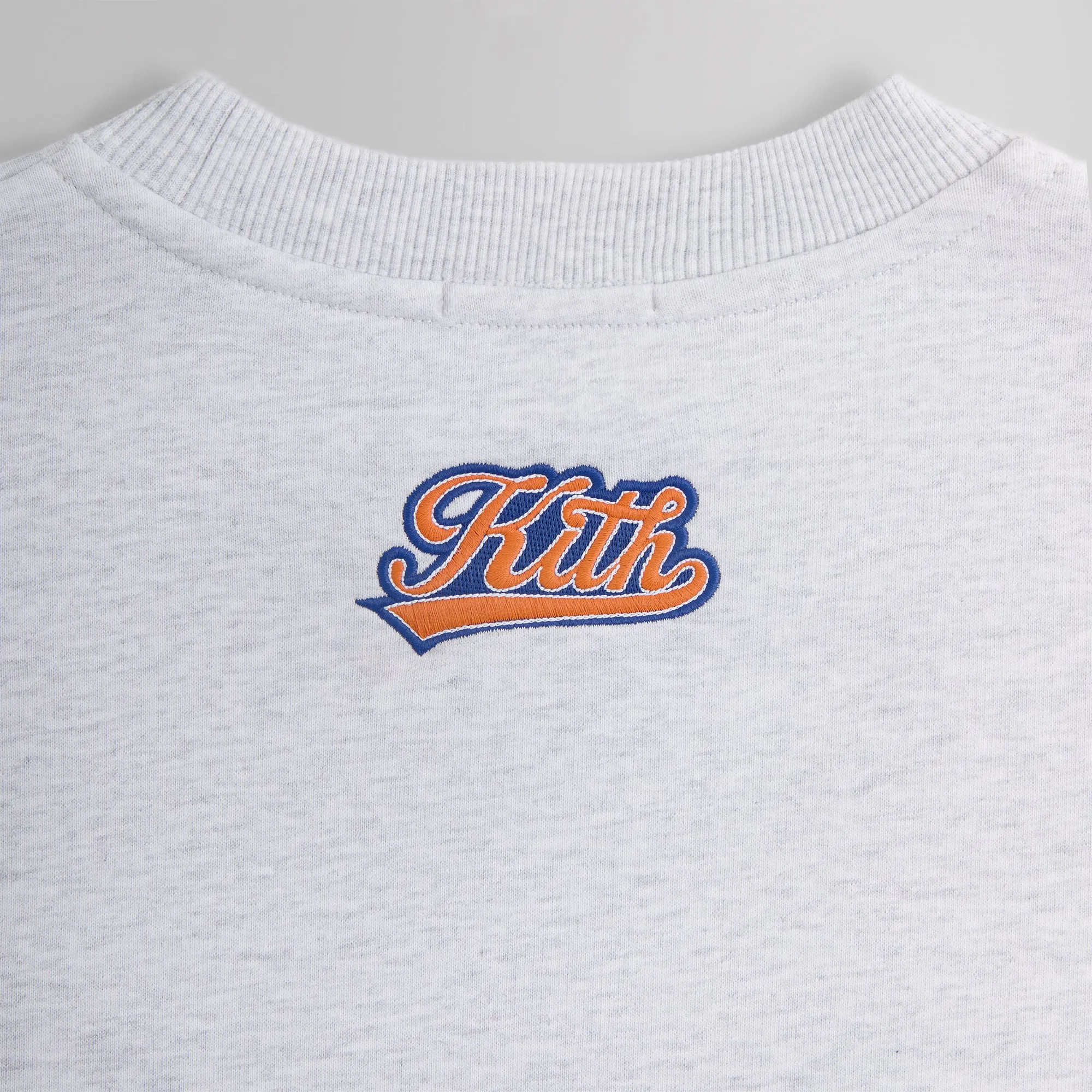 Kith for the New York Knicks Script Vintage Nelson Crewneck - Light Heather Grey sold by Kith product image thumbnail 5