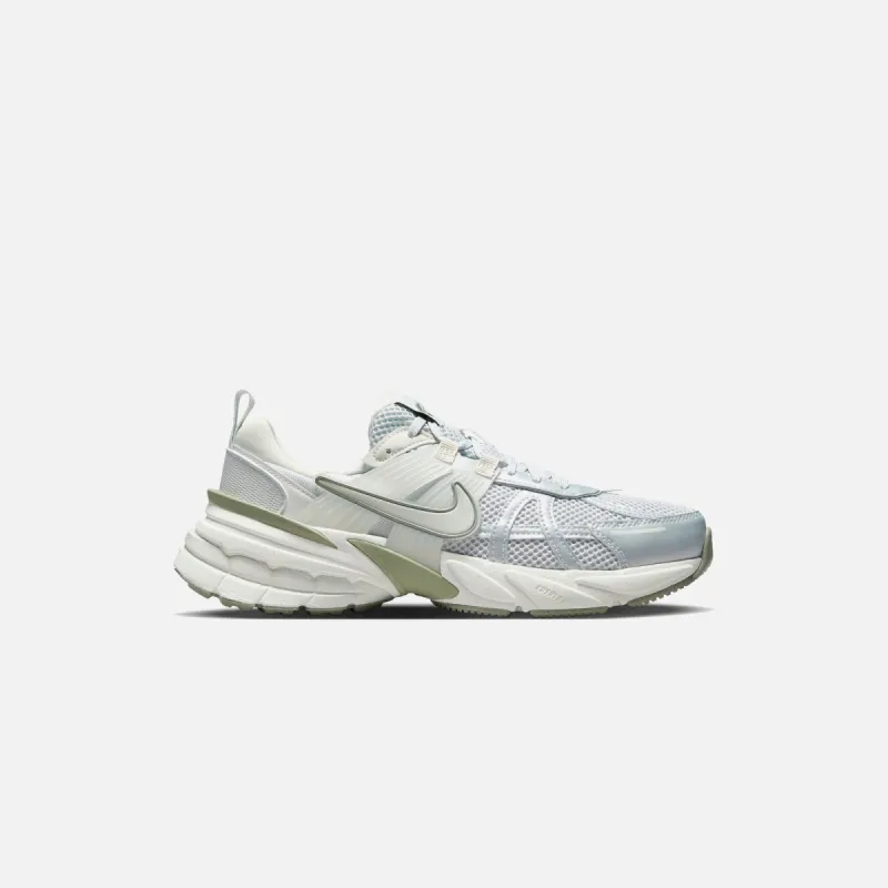 Nike WMNS V2K Run - Photon Dust / Light Silver / Summit White sold by Kith