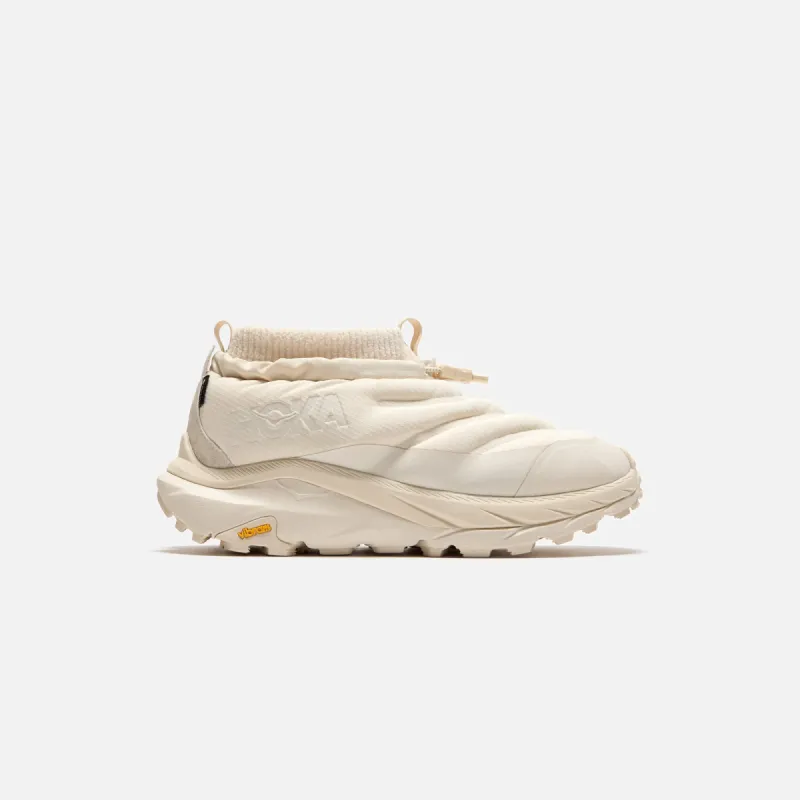 HOKA WMNS Kaha 2 Frost GTX - Oat Milk / Sesame sold by Kith
