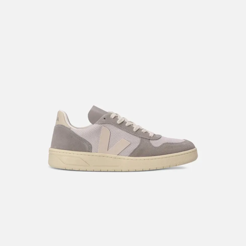 Veja WMNS V-10 - Light Grey Pierre sold by Kith