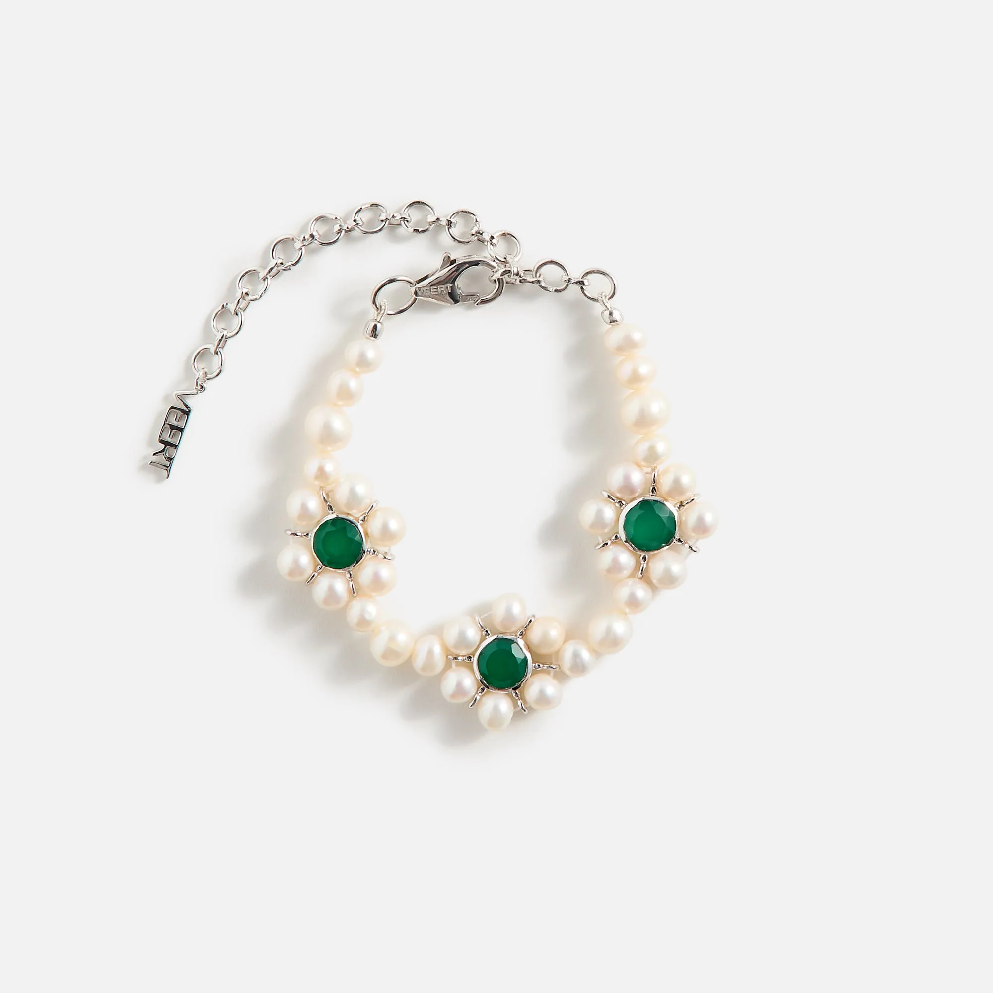 VEERT The Trio Flower Pearl Bracelet - White Gold sold by Kith