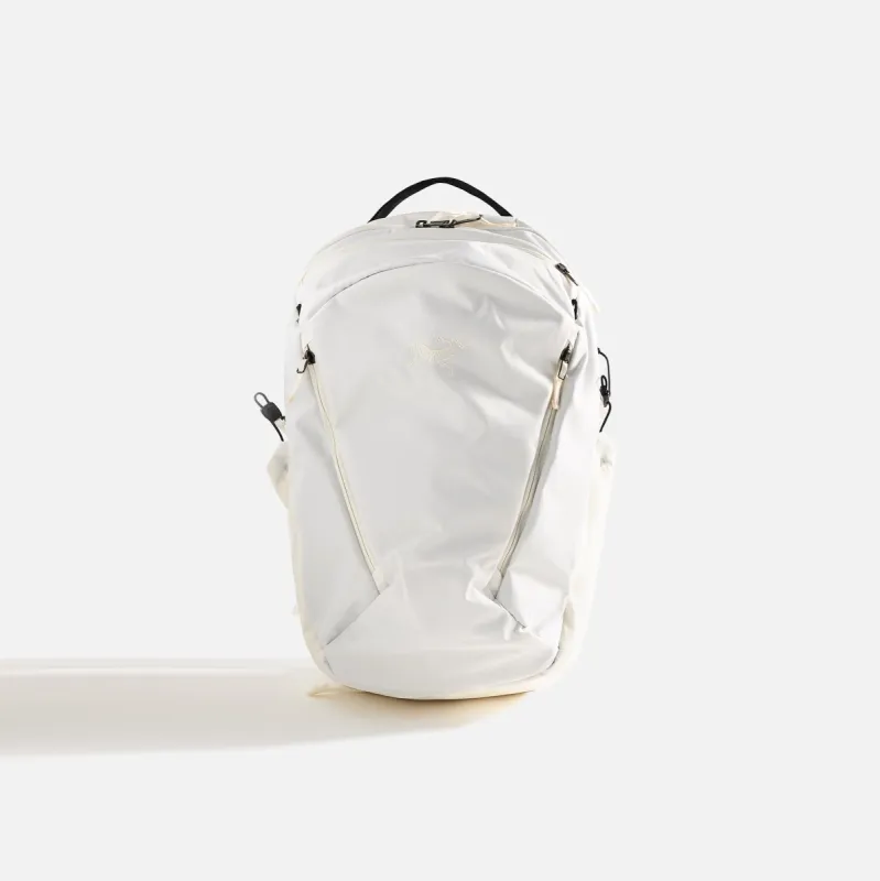 Arc'teryx Mantis 26 Backpack - Arctic Silk sold by Kith