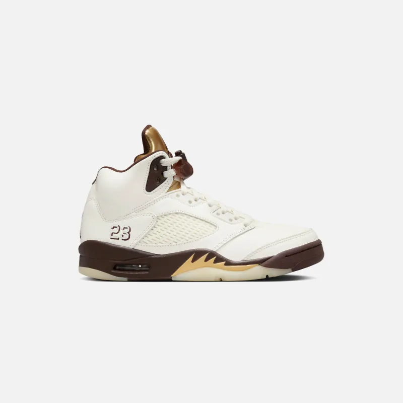 Jordan WMNS Air Jordan 5 Retro - Earth / Metallic Gold sold by Kith