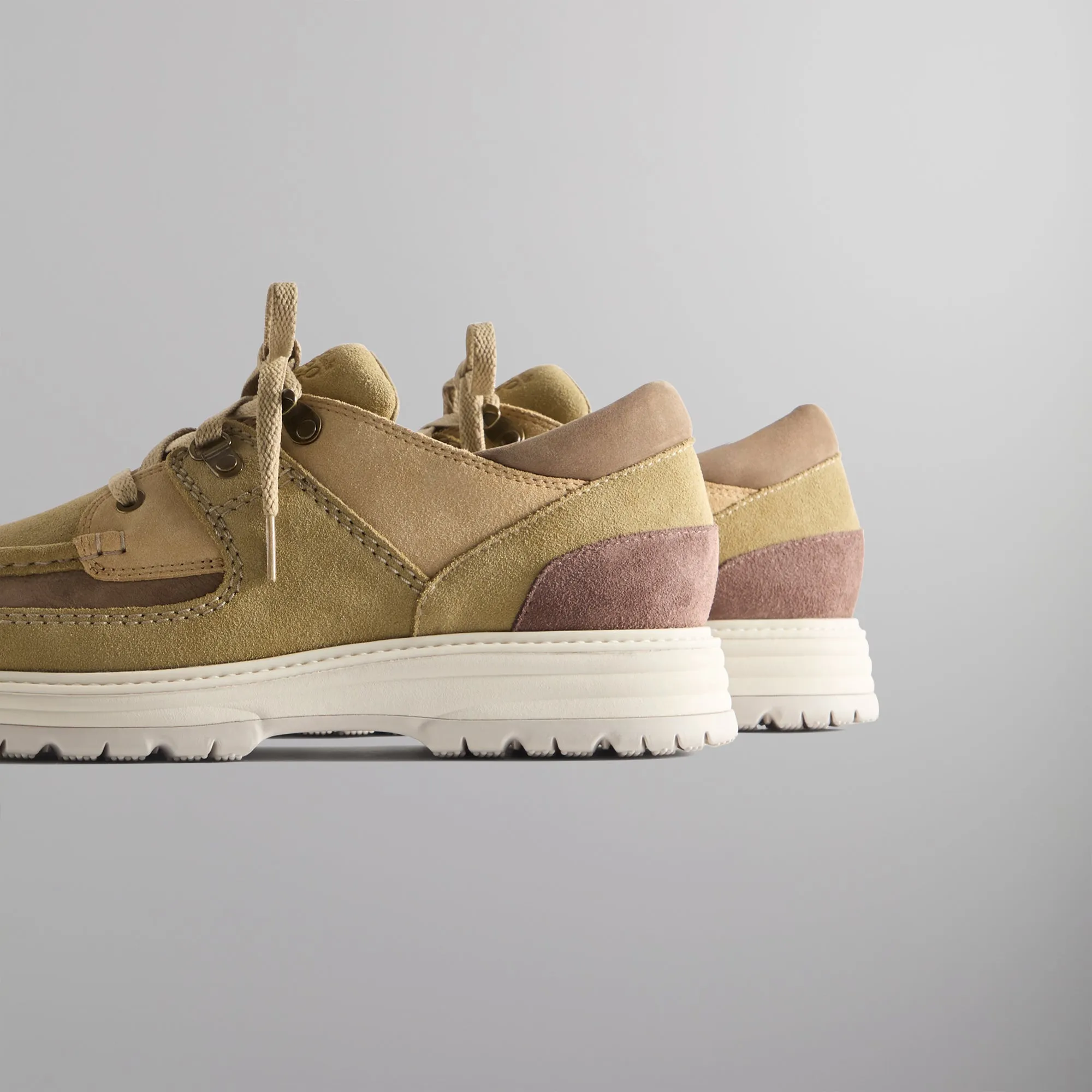 8th St by Ronnie Fieg for Clarks Originals Sunderland - Khaki Combi sold by Kith product image thumbnail 4