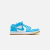 Jordan WMNS Air Jordan 1 Low - White / Gum Light Brown / Dark Powder Blue sold by Kith