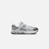 Nike GS Zoom Vomero 5 - Pure Platinum / Metallic Silver / Summit White / Dark Grey sold by Kith
