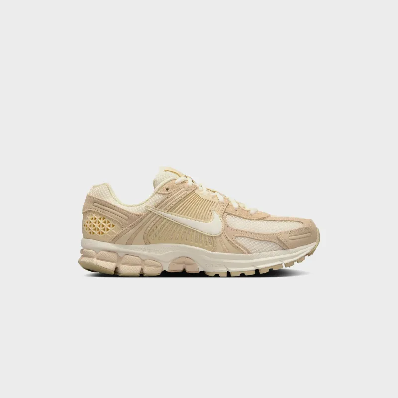 Nike WMNS Zoom Vomero 5 - Beach / Sail / Light Khaki sold by Kith