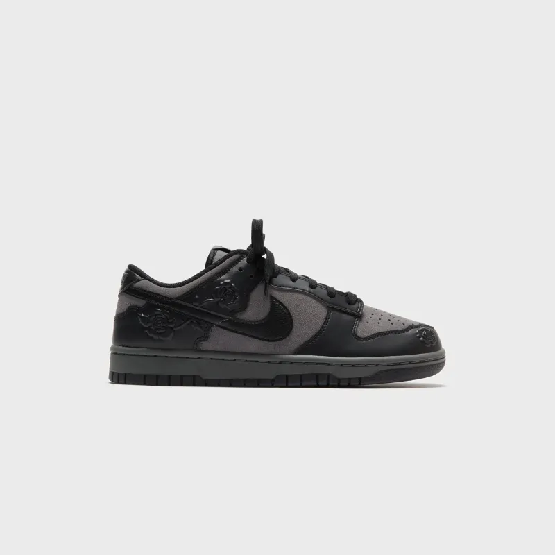 Nike WMNS Dunk Low SE - Iron Grey / Black / Iron Grey sold by Kith