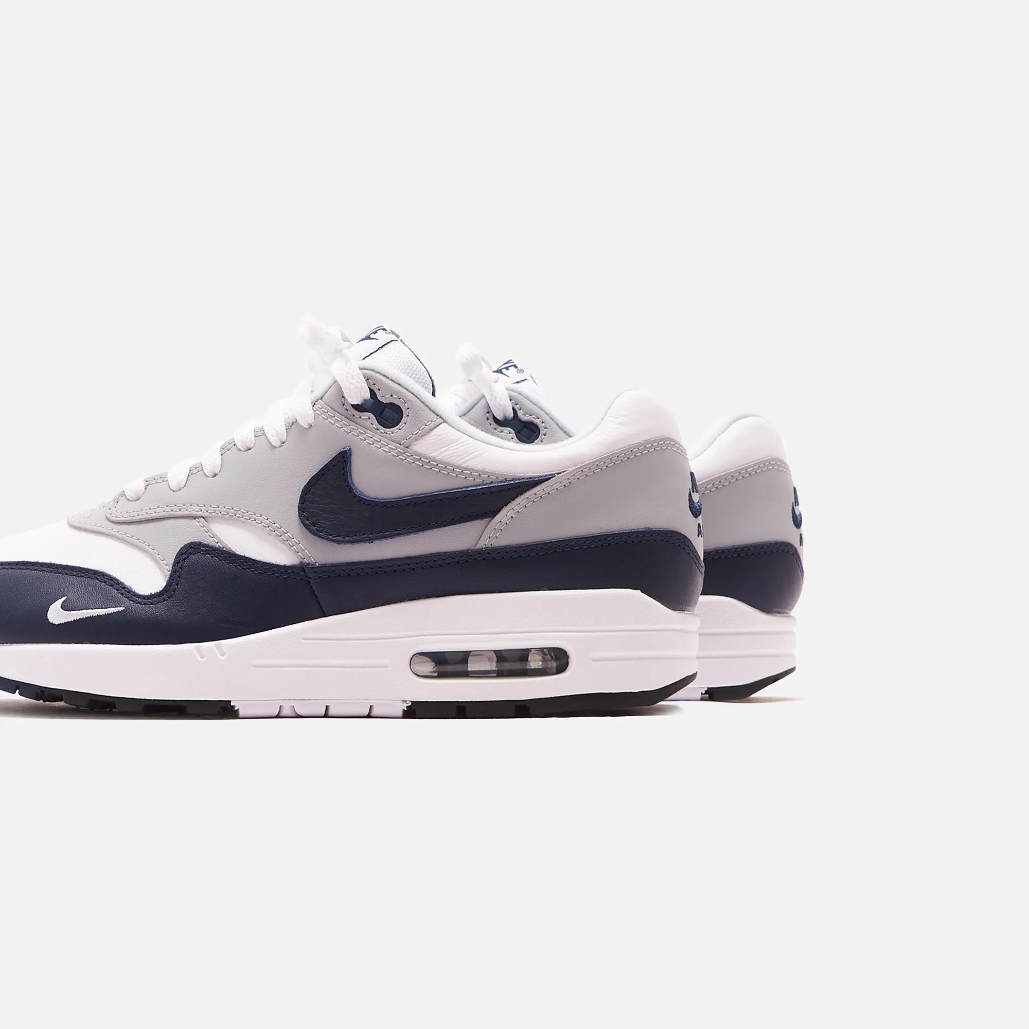 Nike Air Max 1 LV8 - White / Obsidian / Wolf Grey / Black sold by Kith product image thumbnail 3