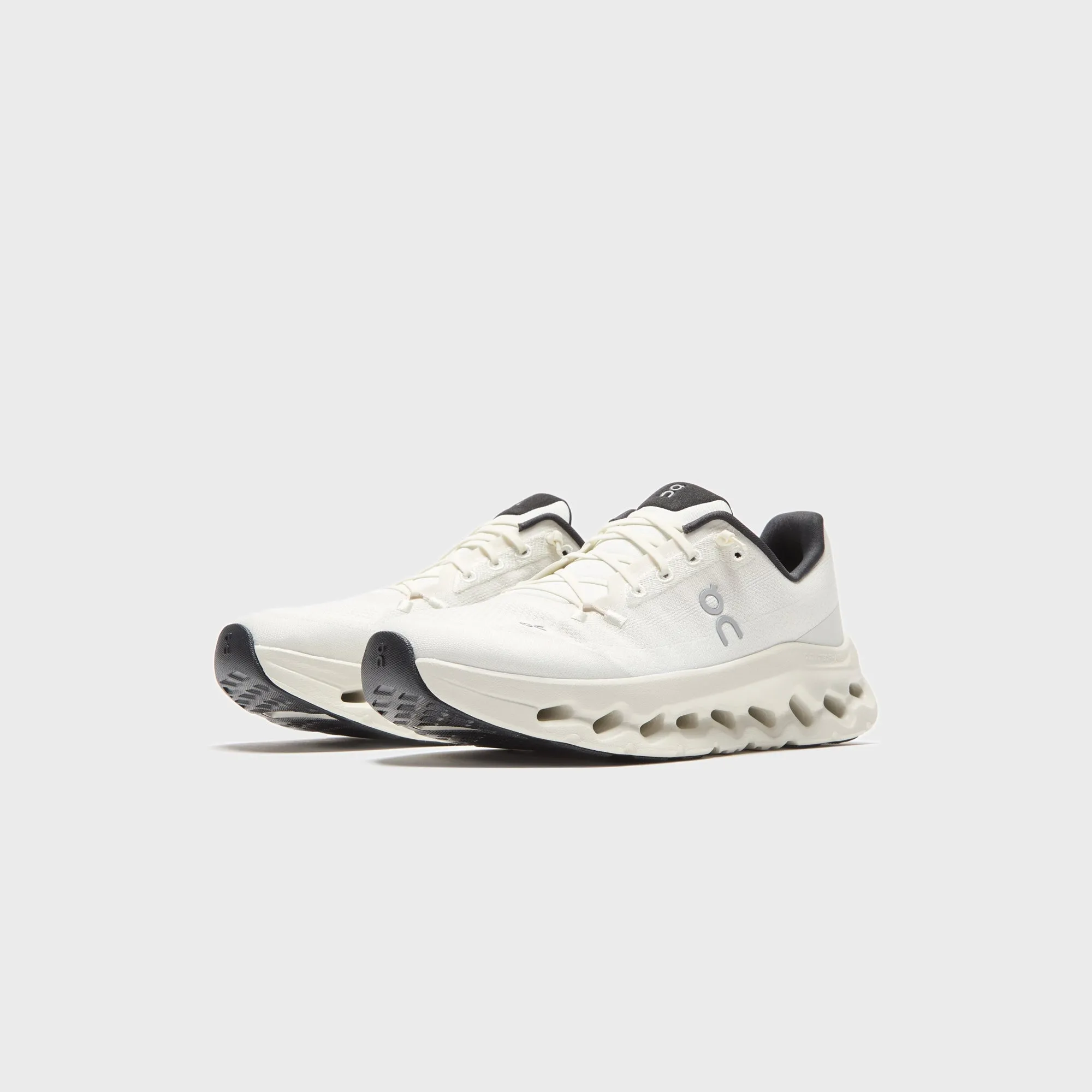 On Running WMNS Cloudtilt - Pearl / Black sold by Kith product image thumbnail 2