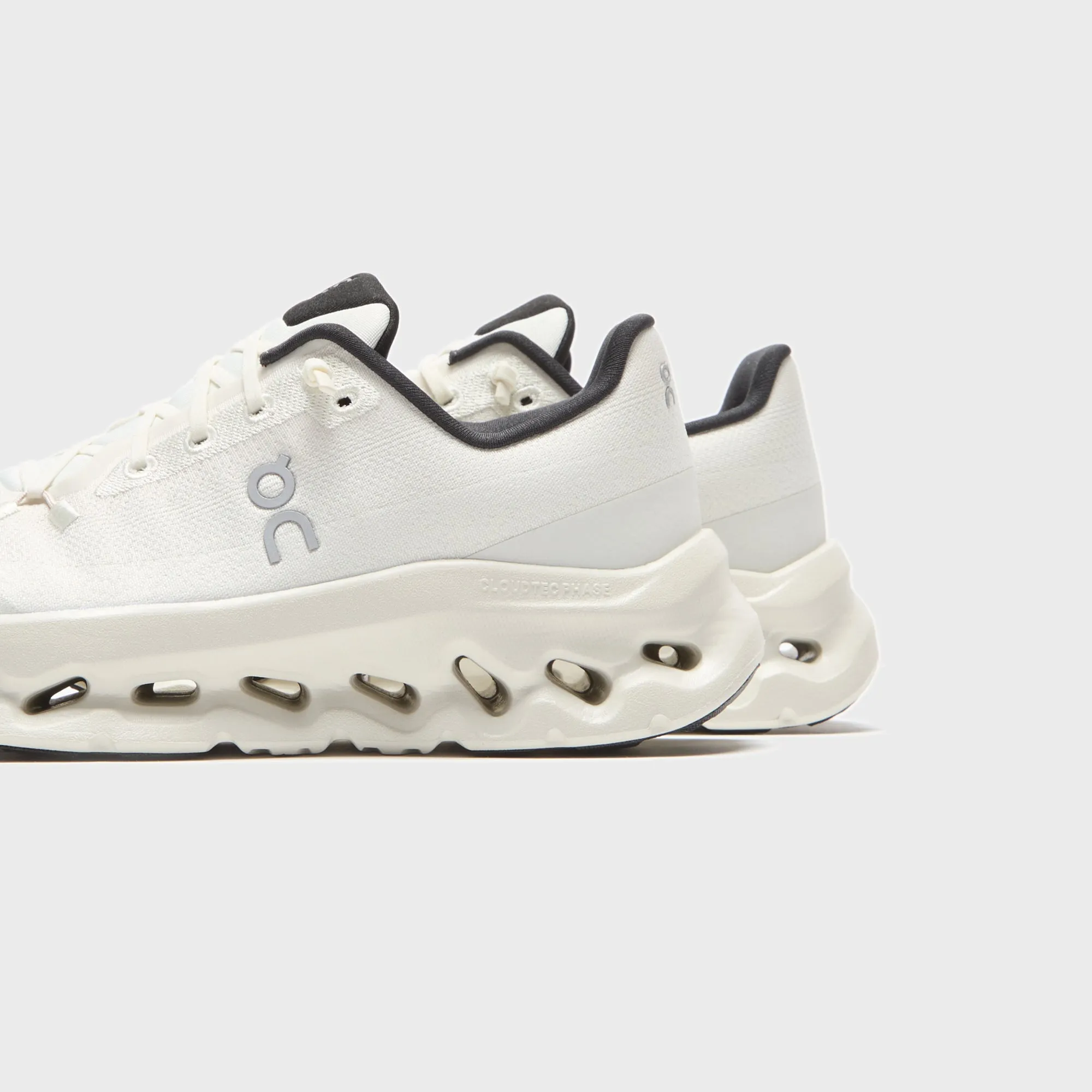 On Running WMNS Cloudtilt - Pearl / Black sold by Kith product image thumbnail 3