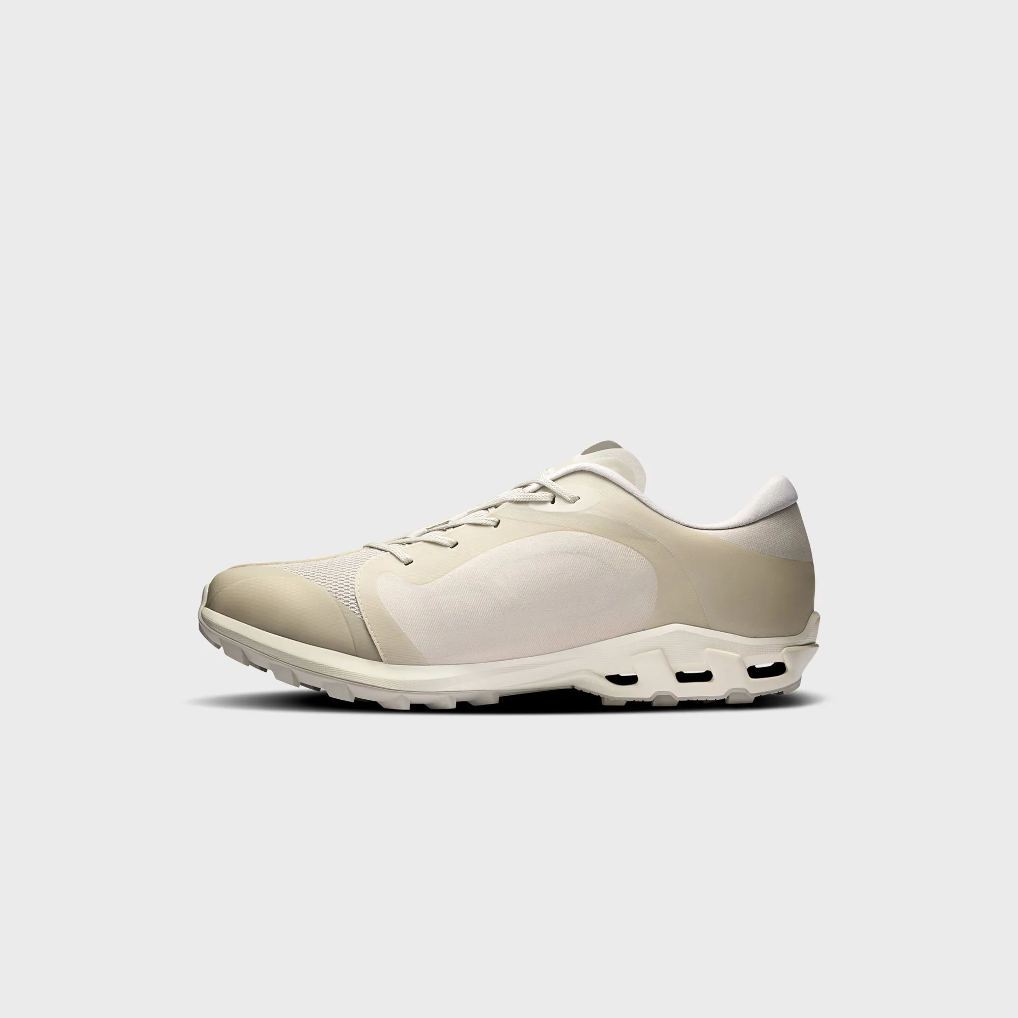 On Running x Post Archive Faction Cloudventure Peak - Ice / Moon sold by Kith product image thumbnail 5