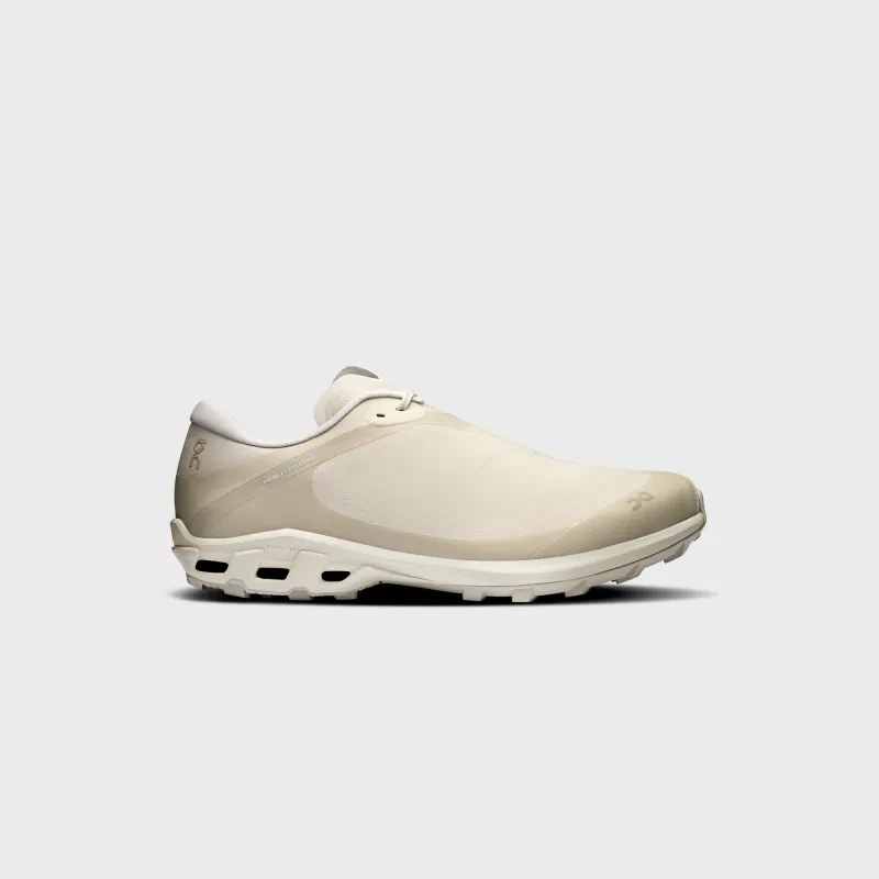 On Running x Post Archive Faction Cloudventure Peak - Ice / Moon sold by Kith