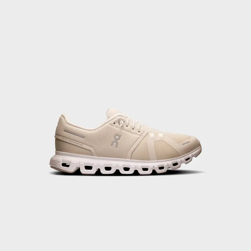 On Running WMNS Cloud 6 - Pearl / White sold by Kith