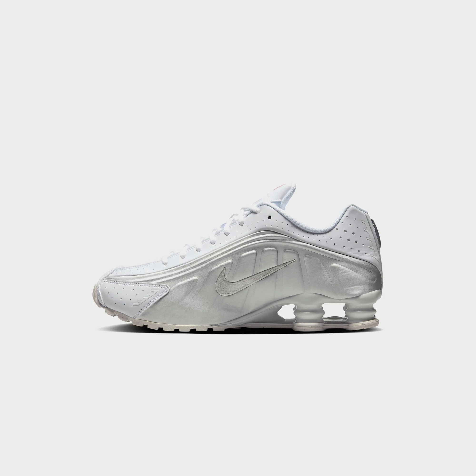 Nike Shox R4 - White / Metallic Silver / White / Bright Crimson sold by Kith product image thumbnail 5