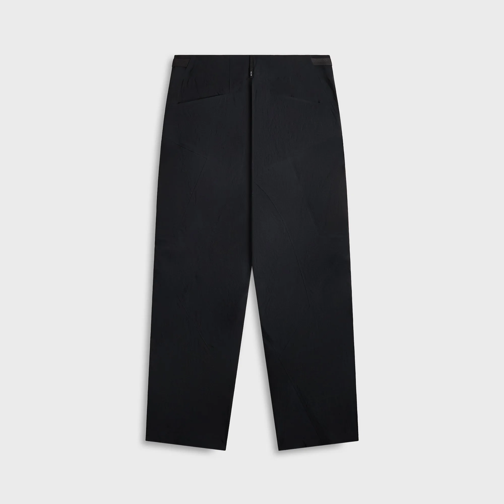 Veilance Spere LT Cargo Pant - Dark Black sold by Kith product image thumbnail 2