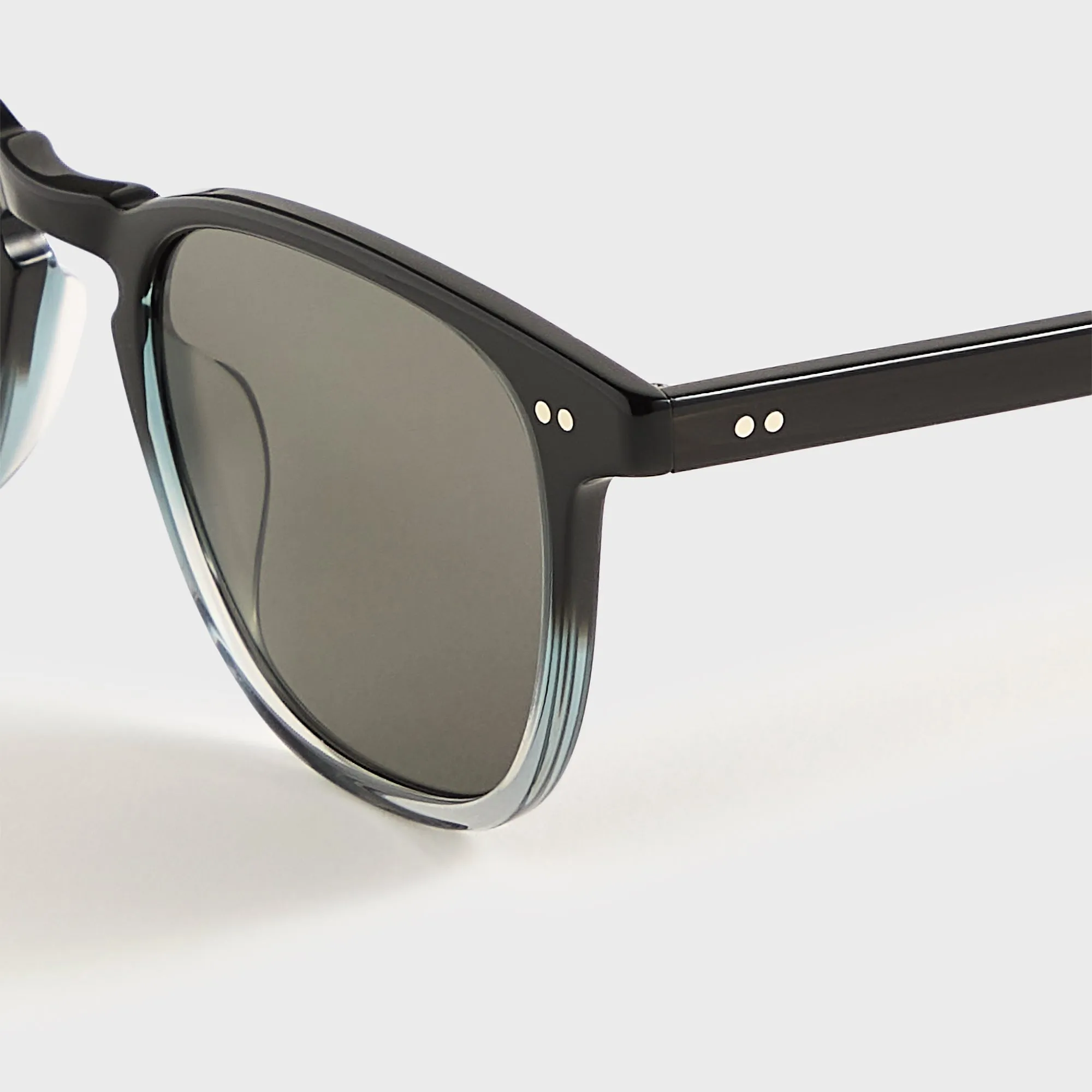 Garrett Leight Brooks Sunglasses - Graphite Fade / Semi Flat Pure Grey Polar sold by Kith product image thumbnail 3