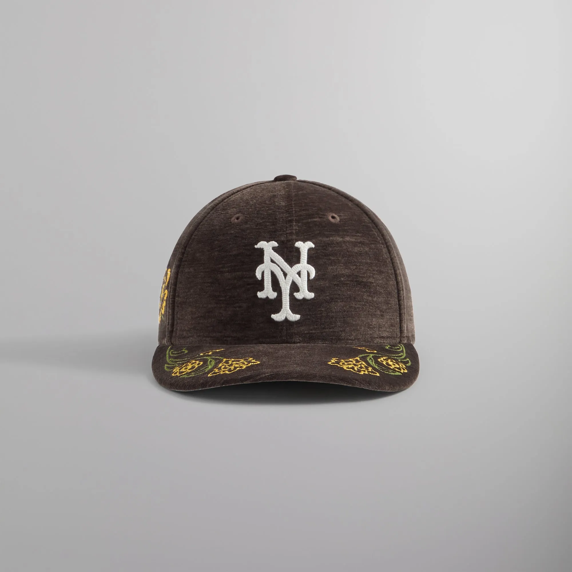 Kith & New Era for the New York Mets Chenille 59FIFTY Fitted - Kindling sold by Kith