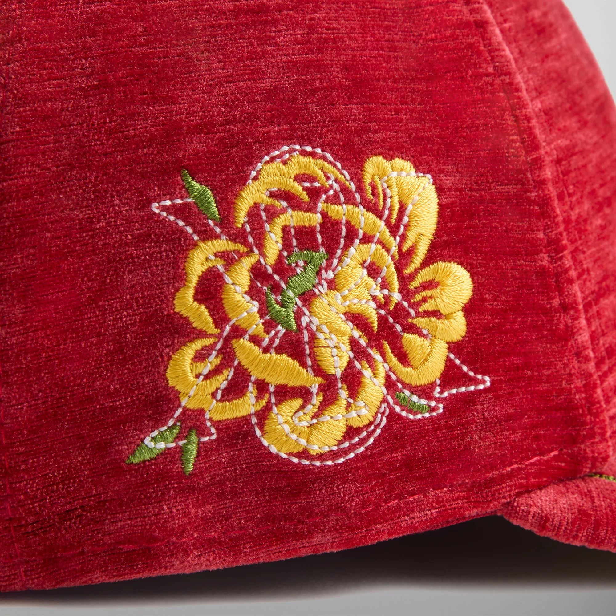 Kith & New Era for the New York Mets Chenille 59FIFTY Fitted - Allure sold by Kith product image thumbnail 5