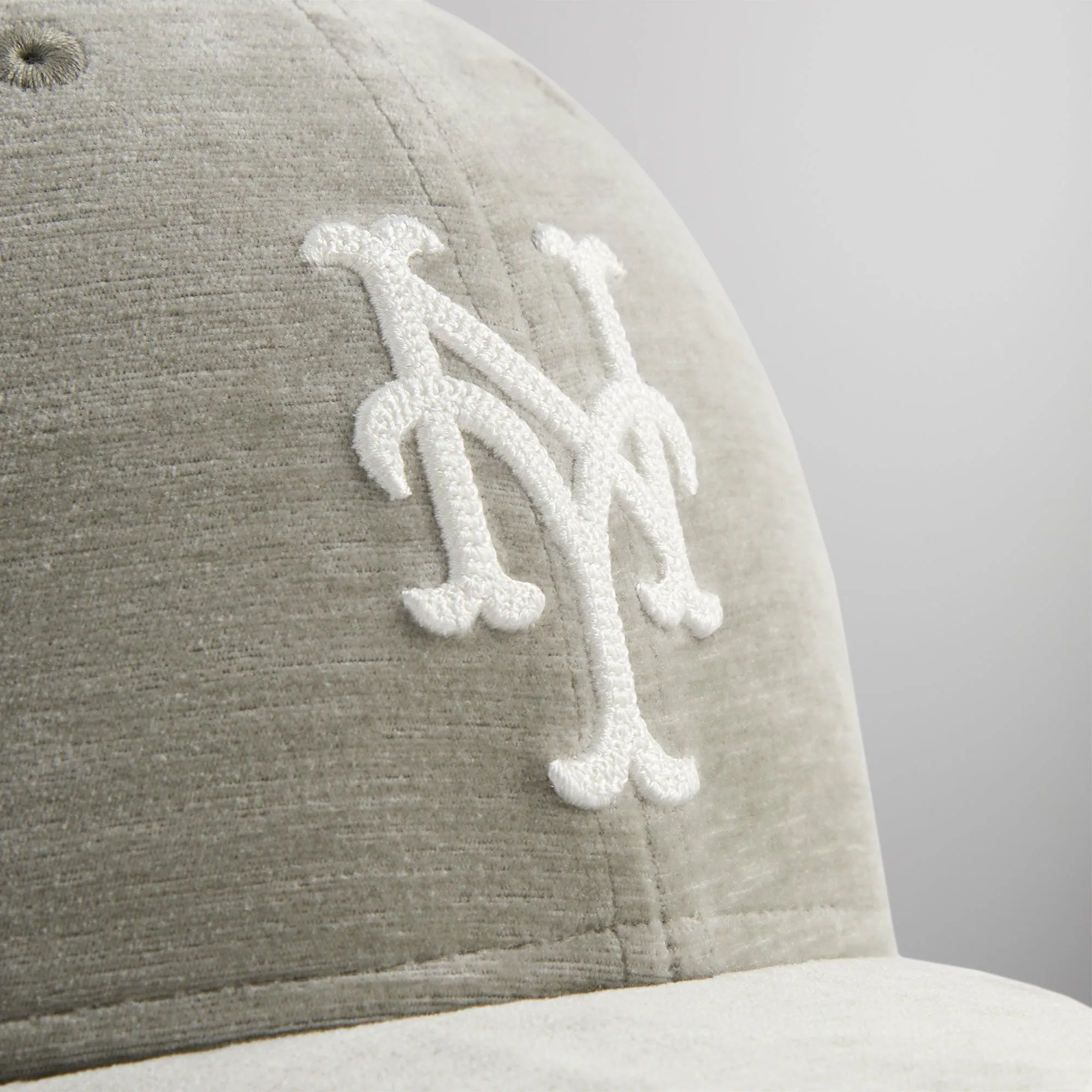 Kith & New Era for the New York Mets Chenille 59FIFTY Fitted - Haze sold by Kith product image thumbnail 4