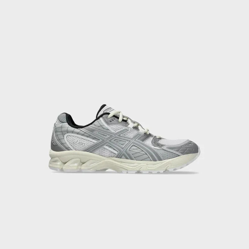 ASICS x Min-Nano Gel-Nimbus 10.1 - White / Sheet Rock sold by Kith
