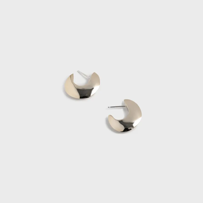 Faris Saucer Hoops - Gold sold by Kith