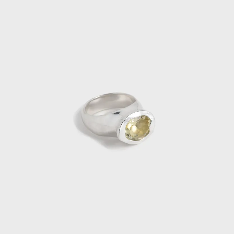 Faris Grand Ring - Silver sold by Kith