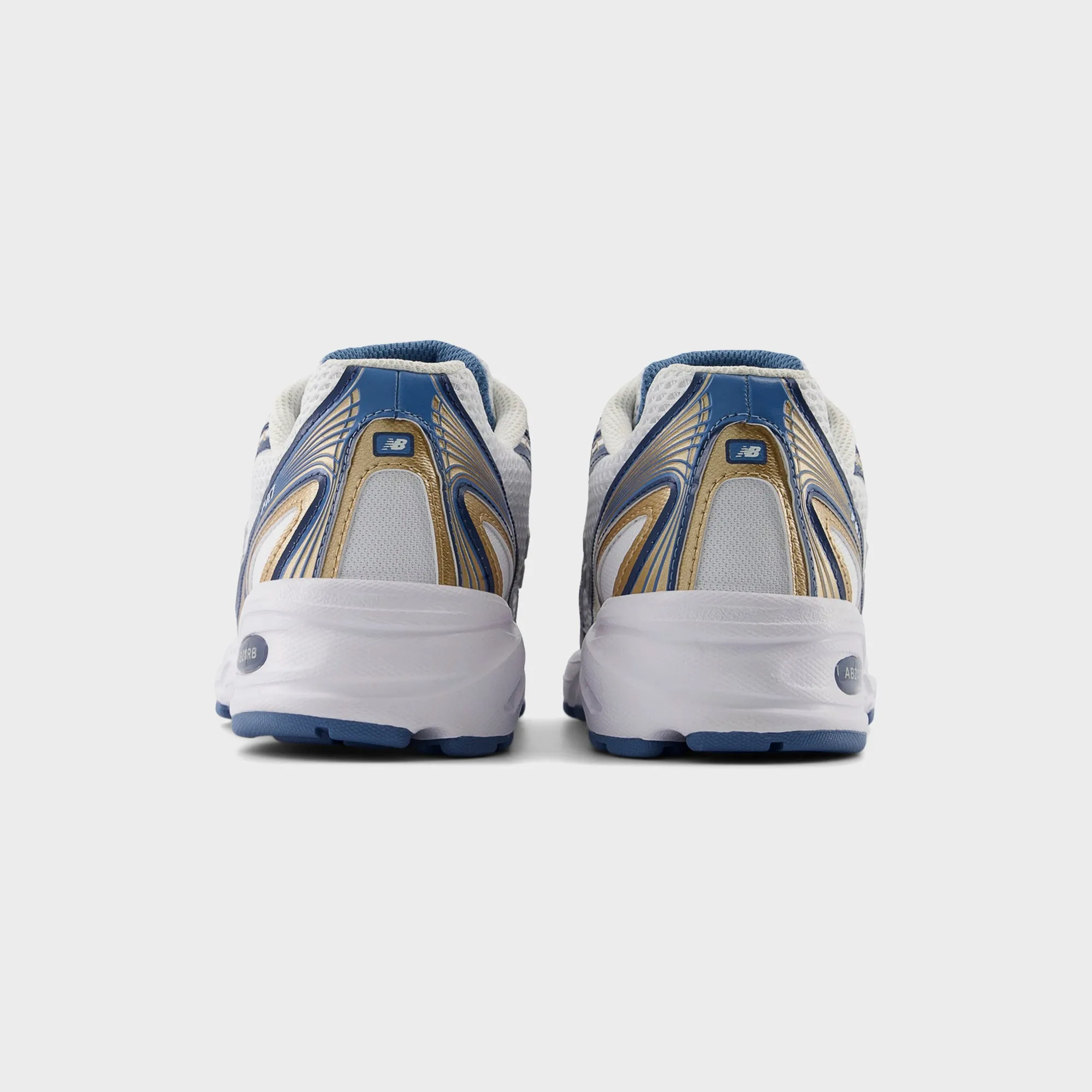 New Balance 740 - Heron Blue / Vintage Indigo sold by Kith product image thumbnail 3