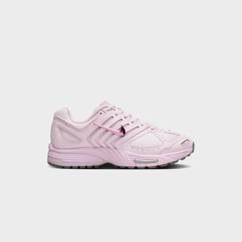 Nike WMNS Air Pegasus 2K5 - Pearl Pink / Regal Pink / Pink Foam sold by Kith