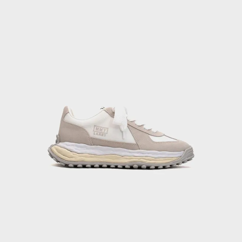 Mihara Yasuhiro Larry Original Sole Leather Low Top Sneaker - White sold by Kith