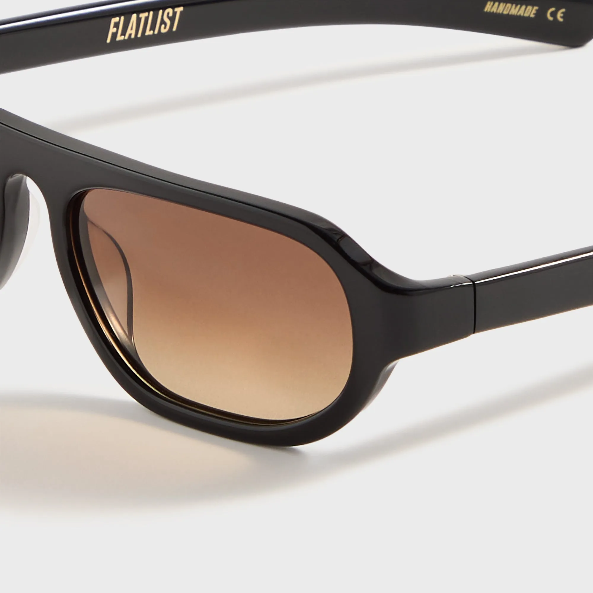 Flatlist Penn - Solid Black / Brown Gradient Lens sold by Kith product image thumbnail 3