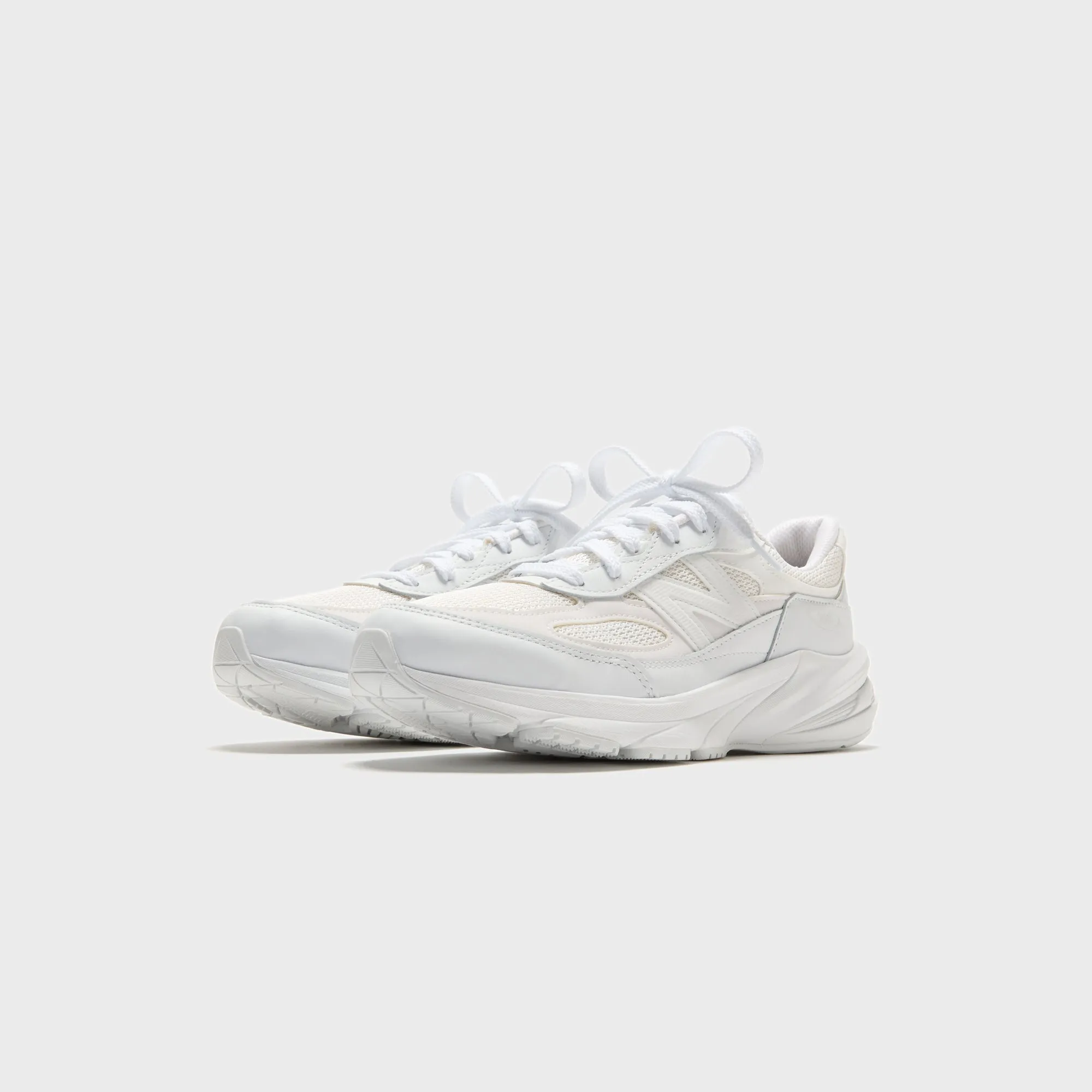 CDG Homme x New Balance 990v6 - White sold by Kith product image thumbnail 2
