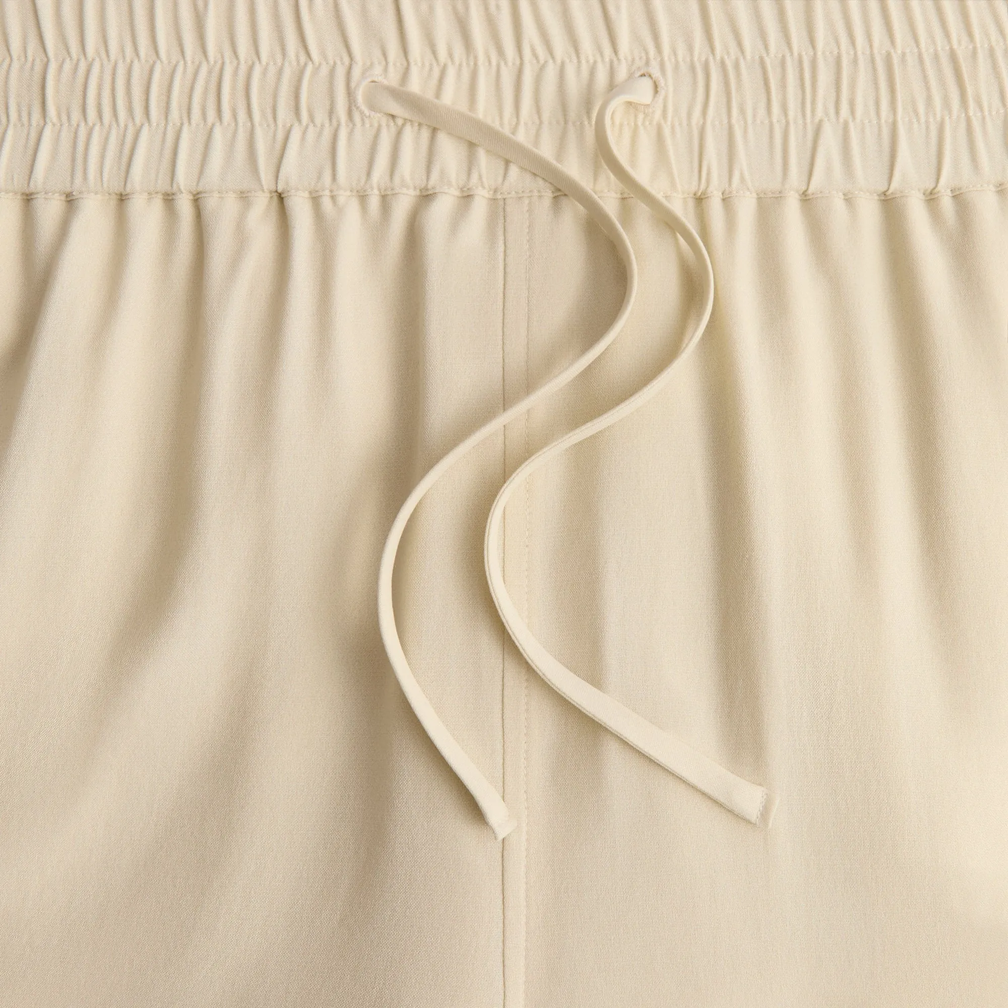 Kith Baroque Lewis Short - Sandrift sold by Kith product image thumbnail 4