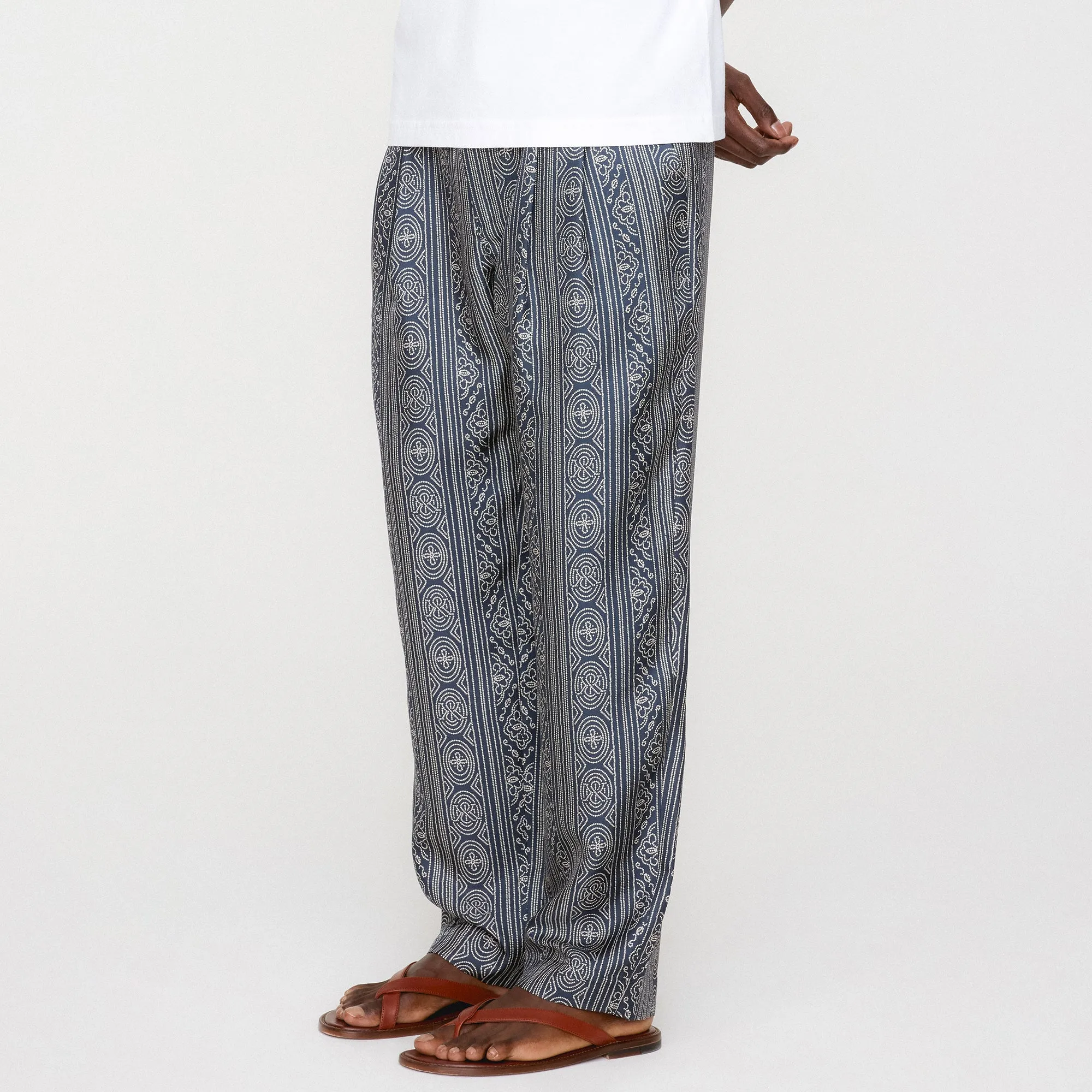 &Kin Batik Stripe Pleated Ari Trouser - Nocturnal sold by Kith product image thumbnail 2