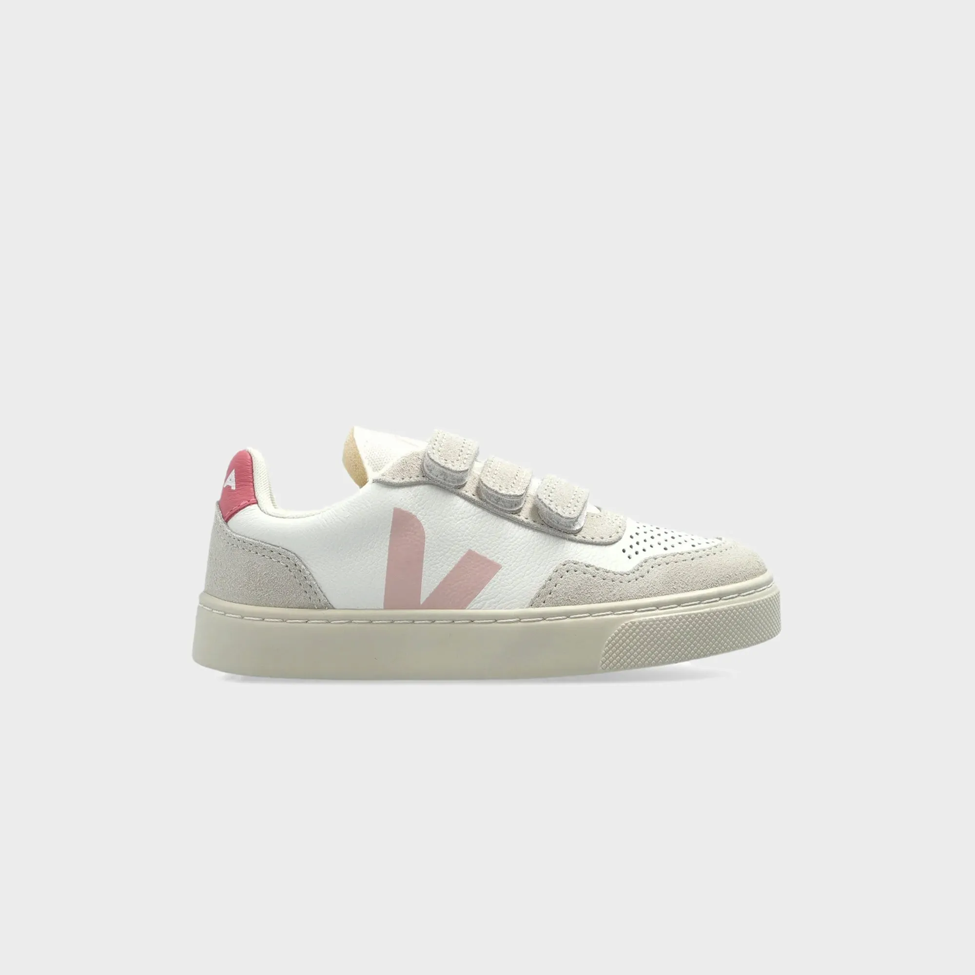 Veja Jr Small V-90 - Extra-White / Petale sold by Kith