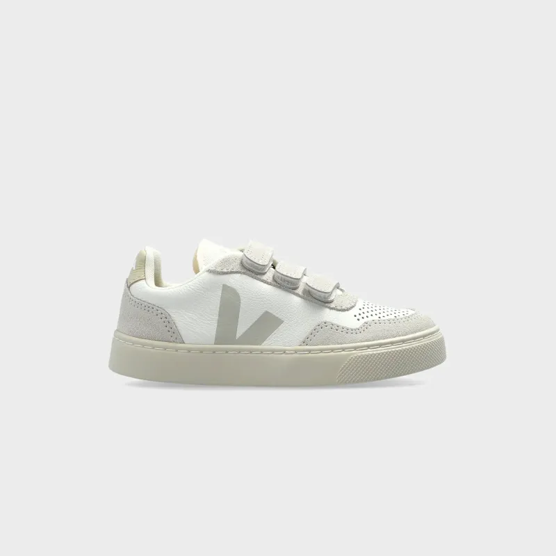 Veja Junior Small V-90 - Extra-White / Natural sold by Kith