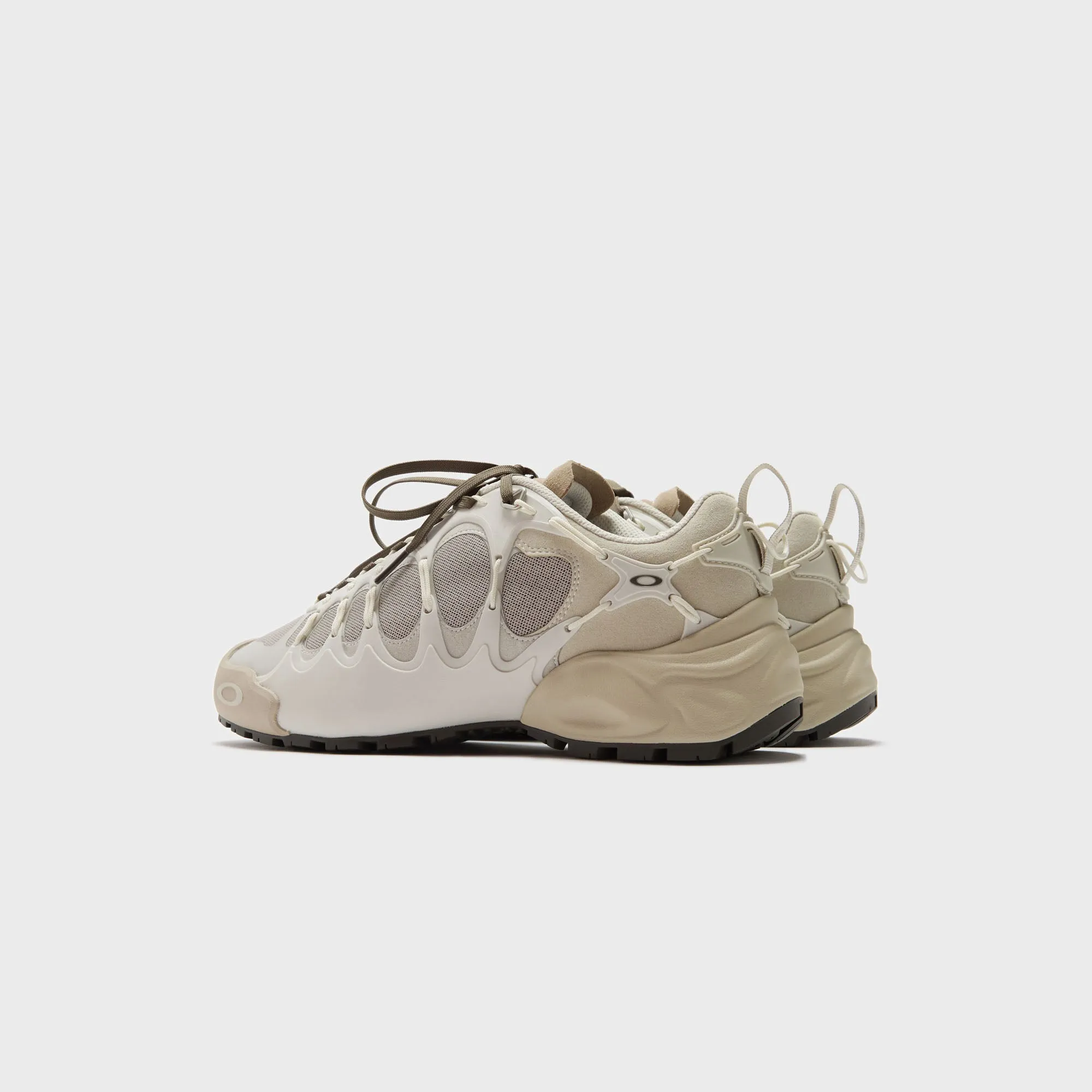 Oakley Factory Team Ibex Sneaker - Cream / Oyster sold by Kith product image thumbnail 4