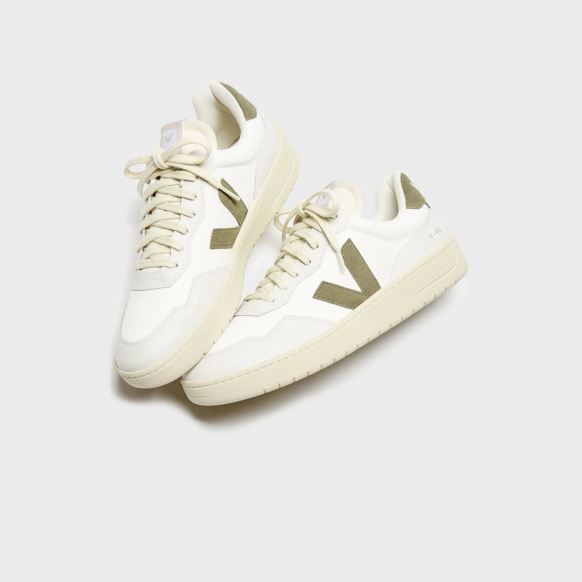 Veja V-90 - White / Kaki sold by Kith product image thumbnail 4