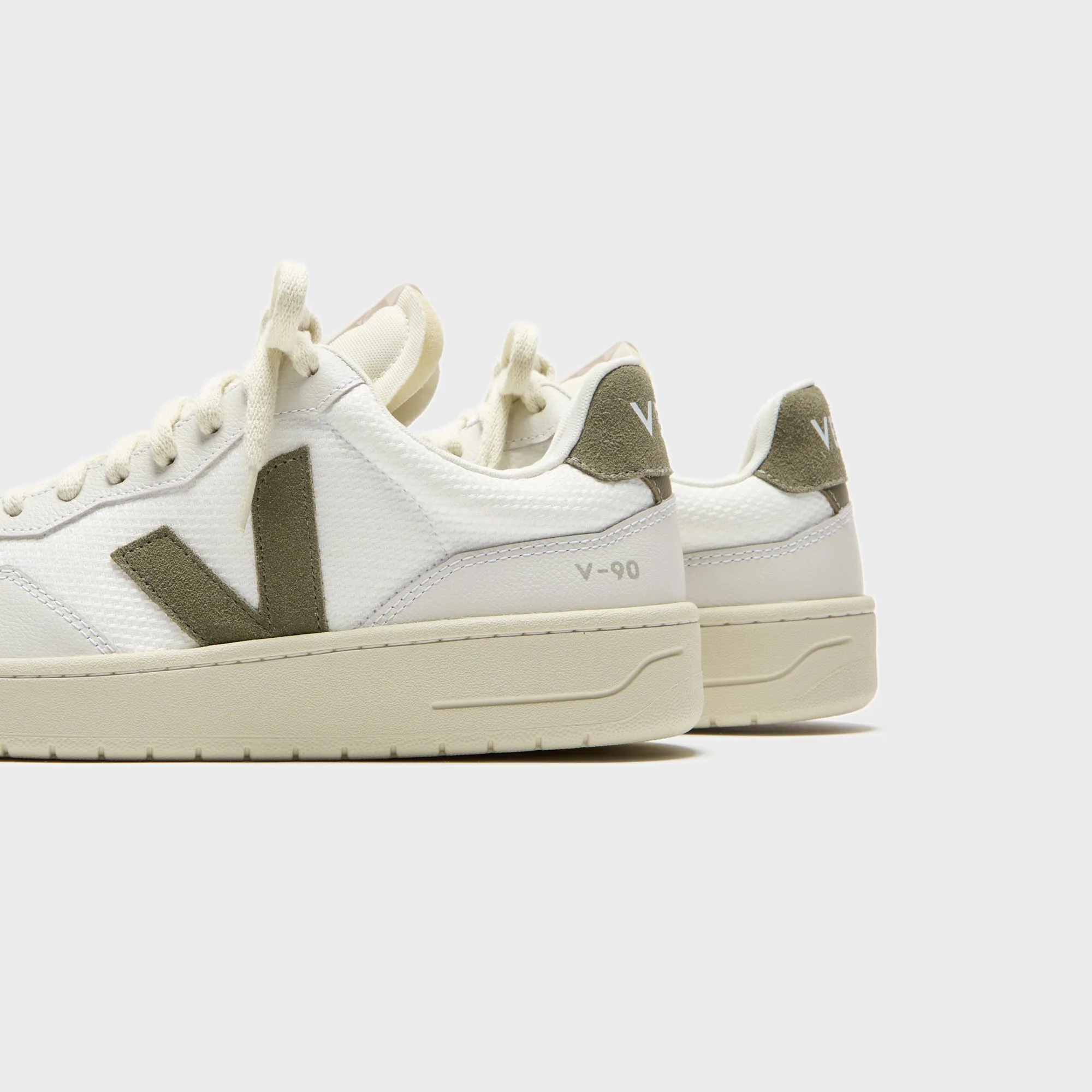 Veja V-90 - White / Kaki sold by Kith product image thumbnail 3