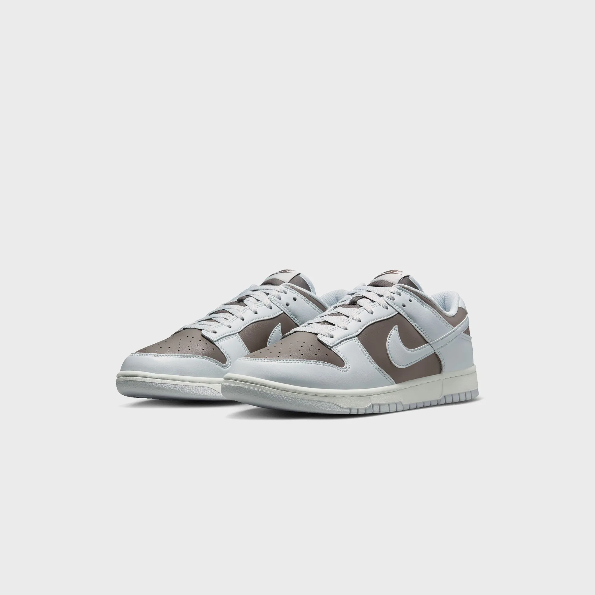Nike Dunk Low Retro - Cave Stone / Pure Platinum / Summit White sold by Kith product image thumbnail 2
