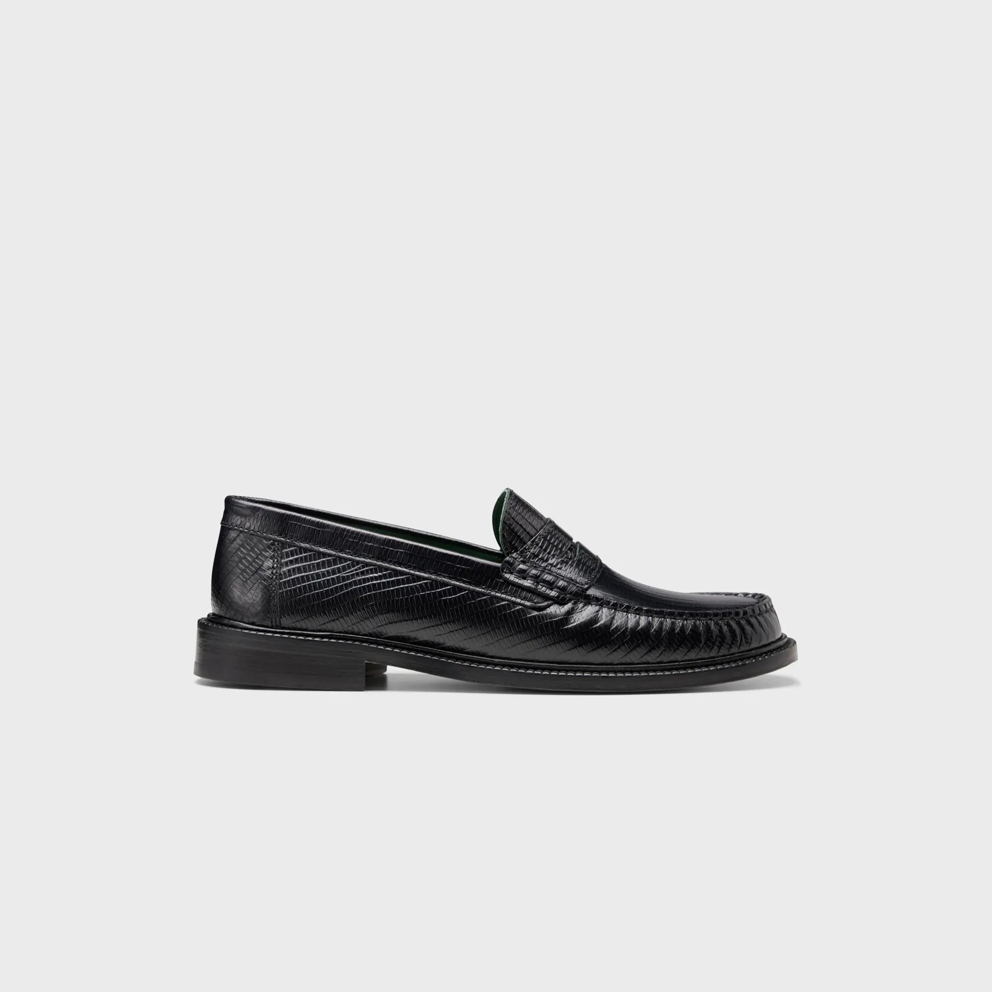 VINNY's Yardee Mocassin Loafer - Black Lizard sold by Kith