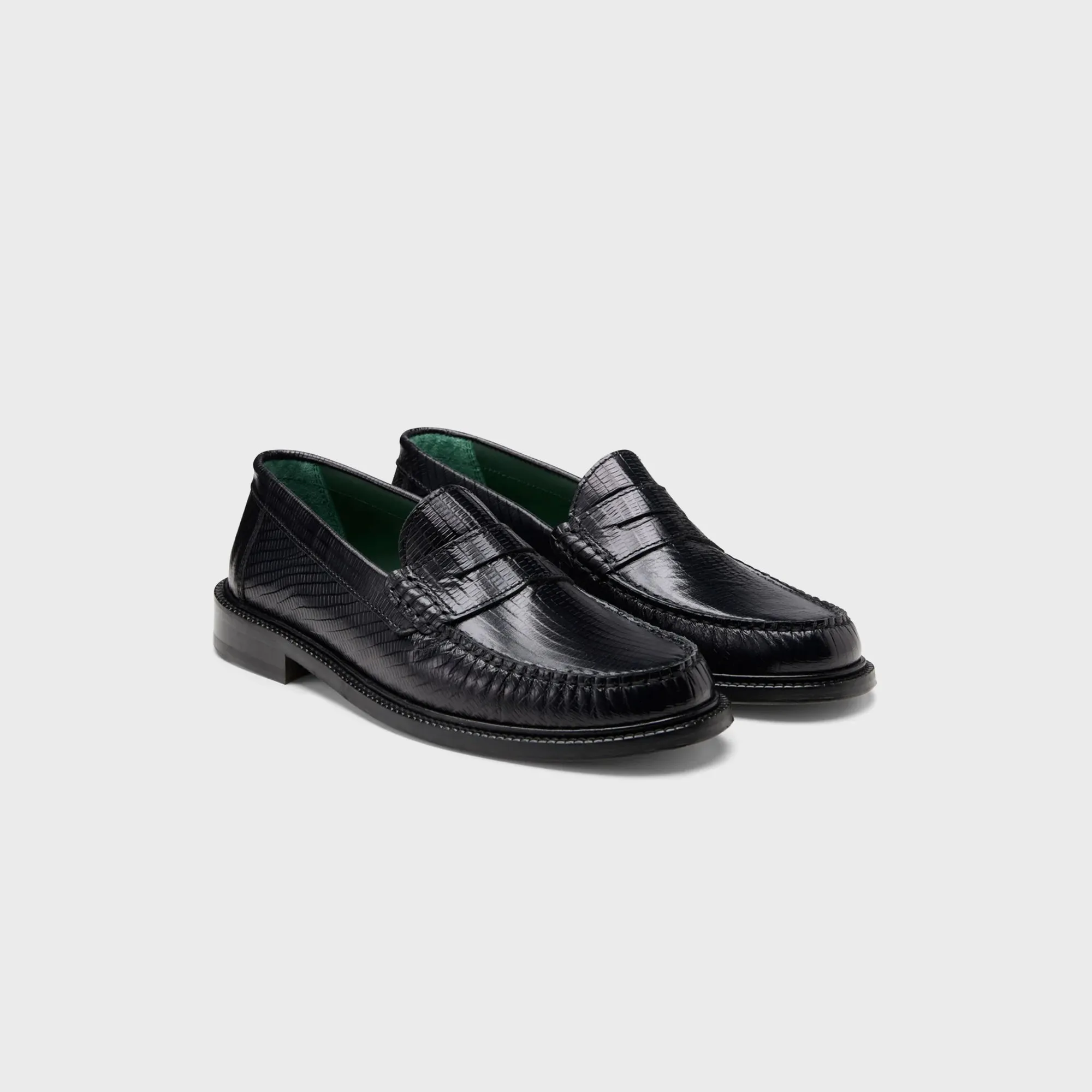 VINNY's Yardee Mocassin Loafer - Black Lizard sold by Kith product image thumbnail 2