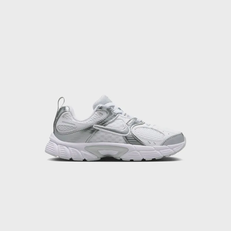 Nike PS V5 RNR - White / Metallic Silver / Pure Platinum sold by Kith