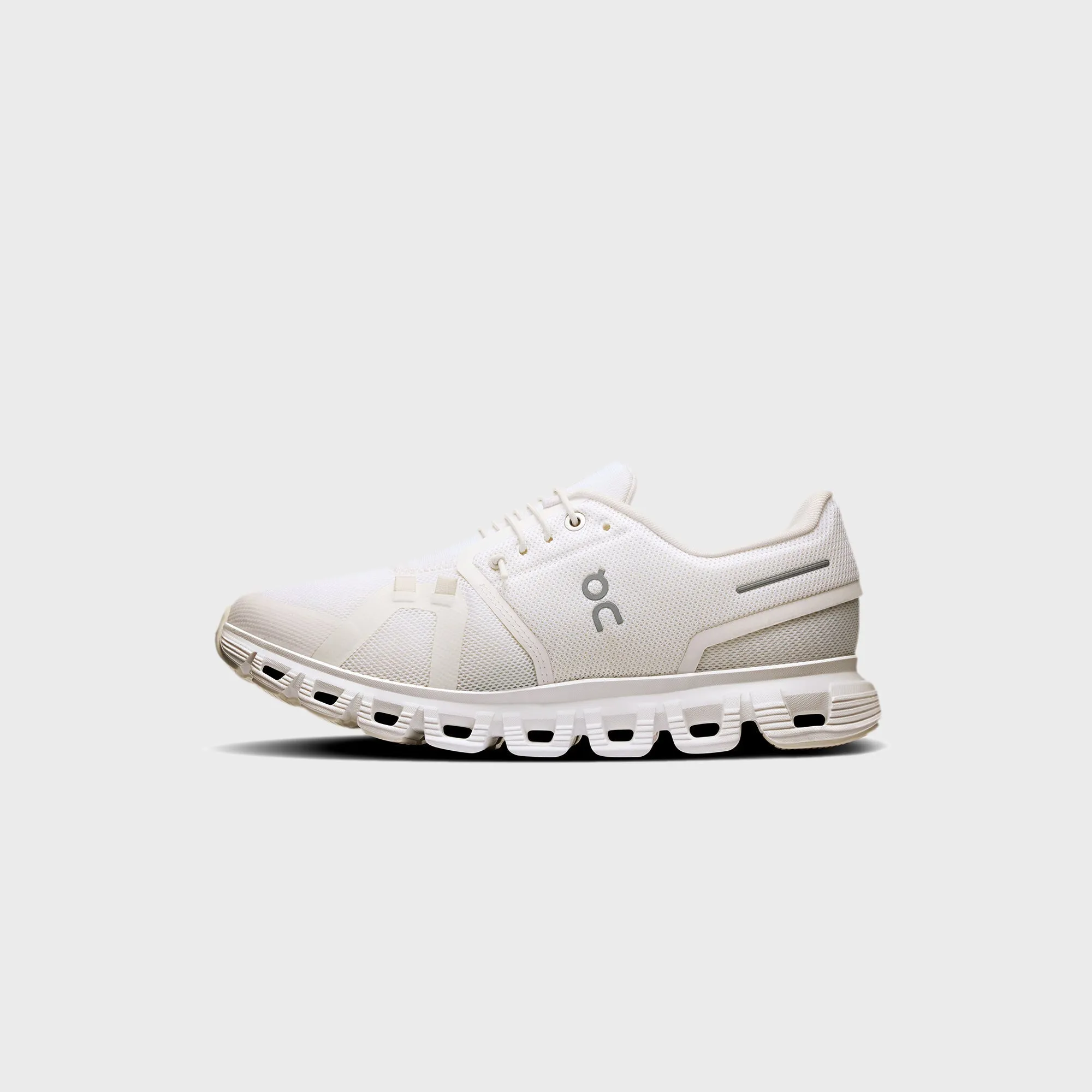 On Running WMNS Cloud 6 - White sold by Kith product image thumbnail 5